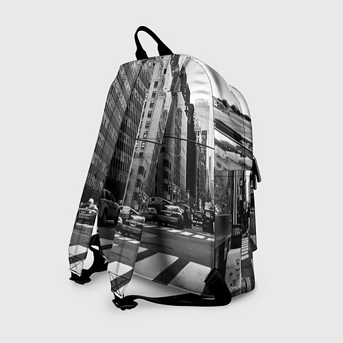 Рюкзак Among Us по улицам Нью-Йорка / 3D-принт – фото 2