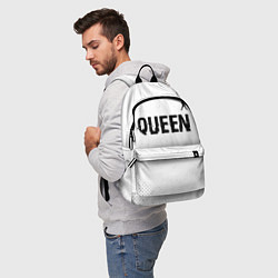 Рюкзак Queen glitch на светлом фоне: символ сверху, цвет: 3D-принт — фото 2