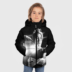 Куртка зимняя для мальчика Земфира на сцене, цвет: 3D-светло-серый — фото 2