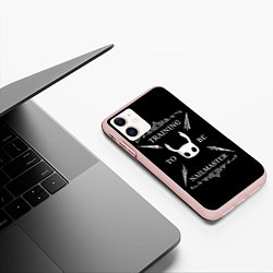 Чехол iPhone 11 матовый Hollow Knight, цвет: 3D-светло-розовый — фото 2