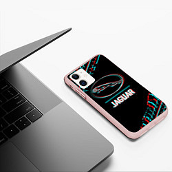 Чехол iPhone 11 матовый Значок Jaguar в стиле glitch на темном фоне, цвет: 3D-светло-розовый — фото 2