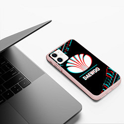 Чехол iPhone 11 матовый Значок Daewoo в стиле glitch на темном фоне, цвет: 3D-светло-розовый — фото 2