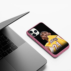 Чехол iPhone 11 Pro матовый Kobe Bryant, цвет: 3D-малиновый — фото 2