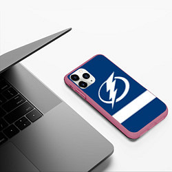 Чехол iPhone 11 Pro матовый Tampa Bay Lightning, цвет: 3D-малиновый — фото 2