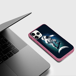 Чехол iPhone 11 Pro матовый Космический скейтбординг, цвет: 3D-малиновый — фото 2