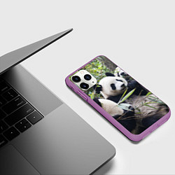 Чехол iPhone 11 Pro матовый Семейка панд, цвет: 3D-фиолетовый — фото 2