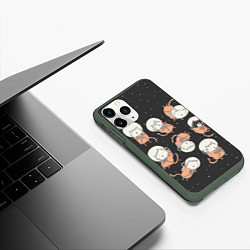 Чехол iPhone 11 Pro матовый Космические котики, цвет: 3D-темно-зеленый — фото 2