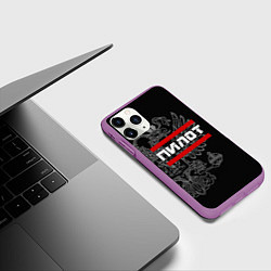 Чехол iPhone 11 Pro матовый Пилот: герб РФ, цвет: 3D-фиолетовый — фото 2