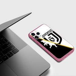 Чехол iPhone 11 Pro матовый FC Juventus: Football Point, цвет: 3D-малиновый — фото 2