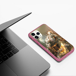 Чехол iPhone 11 Pro матовый Могучий Кратос, цвет: 3D-малиновый — фото 2