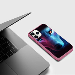 Чехол iPhone 11 Pro матовый Волчий взгляд, цвет: 3D-малиновый — фото 2