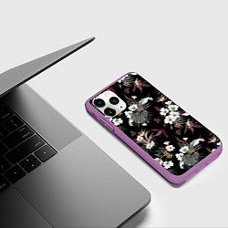 Чехол iPhone 11 Pro матовый Белые цветы в темноте, цвет: 3D-фиолетовый — фото 2