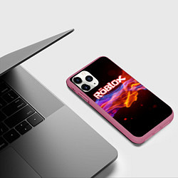 Чехол iPhone 11 Pro матовый ROBLOX, цвет: 3D-малиновый — фото 2