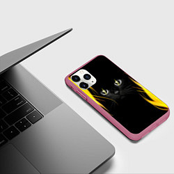 Чехол iPhone 11 Pro матовый Грозовой кошак, цвет: 3D-малиновый — фото 2