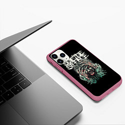 Чехол iPhone 11 Pro матовый Suicide silence, цвет: 3D-малиновый — фото 2