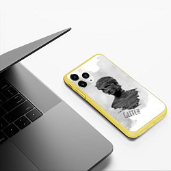 Чехол iPhone 11 Pro матовый Бюст статуи Glitch face, цвет: 3D-желтый — фото 2