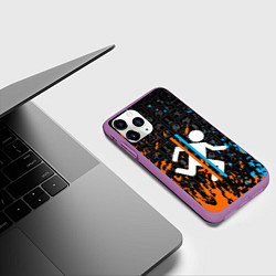 Чехол iPhone 11 Pro матовый PORTAL 2, цвет: 3D-фиолетовый — фото 2