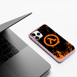 Чехол iPhone 11 Pro матовый HALF-LIFE, цвет: 3D-розовый — фото 2