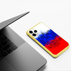 Чехол iPhone 11 Pro матовый Россия, цвет: 3D-желтый — фото 2