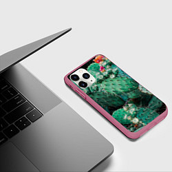 Чехол iPhone 11 Pro матовый Кактусы с цветами реализм, цвет: 3D-малиновый — фото 2