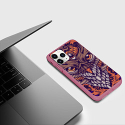 Чехол iPhone 11 Pro матовый Сова в Арт-Деко, цвет: 3D-малиновый — фото 2