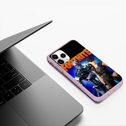 Чехол iPhone 11 Pro матовый Fortnite терминатор, цвет: 3D-розовый — фото 2