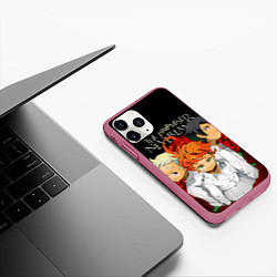 Чехол iPhone 11 Pro матовый Обещанный Неверленд, цвет: 3D-малиновый — фото 2
