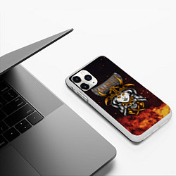 Чехол iPhone 11 Pro матовый Valheim Девушка викинг, цвет: 3D-белый — фото 2