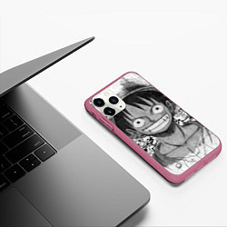 Чехол iPhone 11 Pro матовый Луфи улыбается one piece, цвет: 3D-малиновый — фото 2