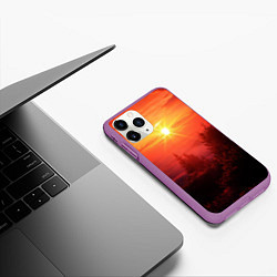 Чехол iPhone 11 Pro матовый УТРЕННИЙ РАССВЕТ НАД ОБЛАКАМИ, цвет: 3D-фиолетовый — фото 2