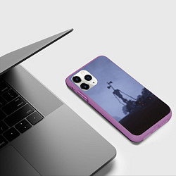 Чехол iPhone 11 Pro матовый СИРЕНОГОЛОВЫЙ У ДОМА, цвет: 3D-фиолетовый — фото 2