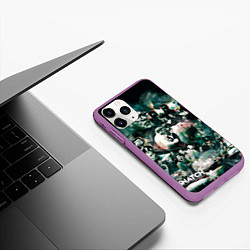 Чехол iPhone 11 Pro матовый Большой куш: Персонажи, цвет: 3D-фиолетовый — фото 2