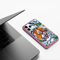 Чехол iPhone 11 Pro матовый Тигр, цвет: 3D-малиновый — фото 2