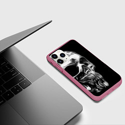 Чехол iPhone 11 Pro матовый Vanguard skull 2022, цвет: 3D-малиновый — фото 2