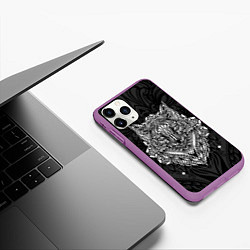 Чехол iPhone 11 Pro матовый ЭТНИЧЕСКАЯ ЛИСА БЕЛАЯ ЭТНО ЛИСА, цвет: 3D-фиолетовый — фото 2