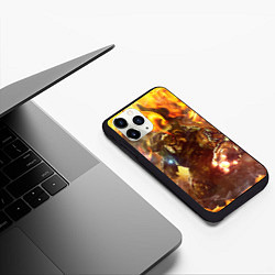 Чехол iPhone 11 Pro матовый CYBER DEMON IN FIRE DOOM BOSS, цвет: 3D-черный — фото 2