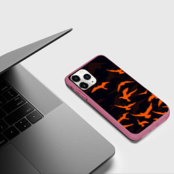 Чехол iPhone 11 Pro матовый Стая Воронов, цвет: 3D-малиновый — фото 2