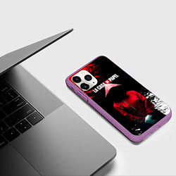 Чехол iPhone 11 Pro матовый Бумажный дом Человек закрывает лицо, цвет: 3D-фиолетовый — фото 2