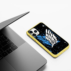 Чехол iPhone 11 Pro матовый АТАКА ТИТАНОВ ЛОГО НОВОГОДНИЙ 2022, цвет: 3D-желтый — фото 2