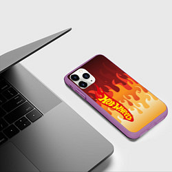 Чехол iPhone 11 Pro матовый Hot Wheels Fire 2D, цвет: 3D-фиолетовый — фото 2