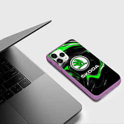 Чехол iPhone 11 Pro матовый Skoda: Auto Logo, цвет: 3D-фиолетовый — фото 2