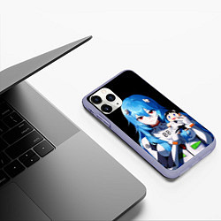 Чехол iPhone 11 Pro матовый Рей Аянами с игрушкой Синдзи Евангелион, цвет: 3D-светло-сиреневый — фото 2