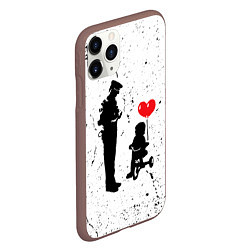 Чехол iPhone 11 Pro матовый Banksy - ребенок на велосипеде, цвет: 3D-коричневый — фото 2