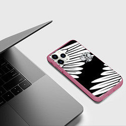 Чехол iPhone 11 Pro матовый КРЫЛЬЯ СВОБОДЫ ГЕРБ РОССИИ, цвет: 3D-малиновый — фото 2
