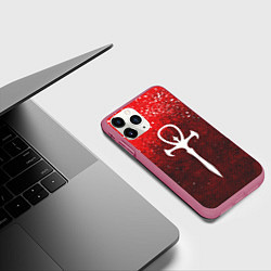 Чехол iPhone 11 Pro матовый The Masquerade Bloodhunt Emblem, цвет: 3D-малиновый — фото 2