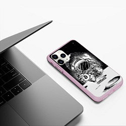 Чехол iPhone 11 Pro матовый Космонавт с биткоином, цвет: 3D-розовый — фото 2