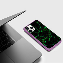 Чехол iPhone 11 Pro матовый Абстракция - Черно-зеленый фон - дым, цвет: 3D-фиолетовый — фото 2