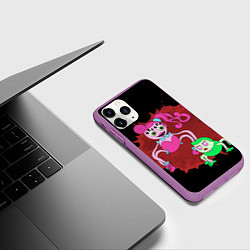 Чехол iPhone 11 Pro матовый Мама и сын длинные ноги, цвет: 3D-фиолетовый — фото 2
