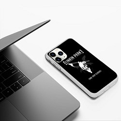 Чехол iPhone 11 Pro матовый Linkin Park One step closer, цвет: 3D-белый — фото 2