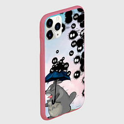 Чехол iPhone 11 Pro матовый Тоторо бегущий от чернушек, цвет: 3D-малиновый — фото 2